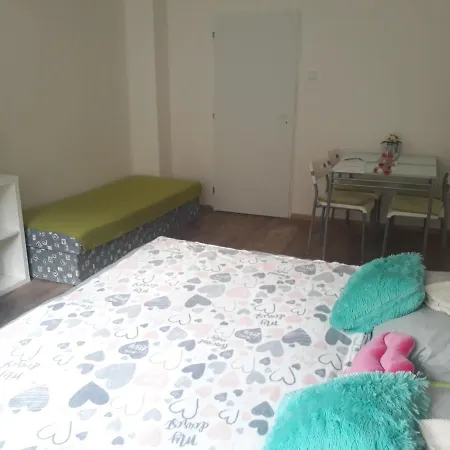 Apartmany Karlstejn * كارلستين